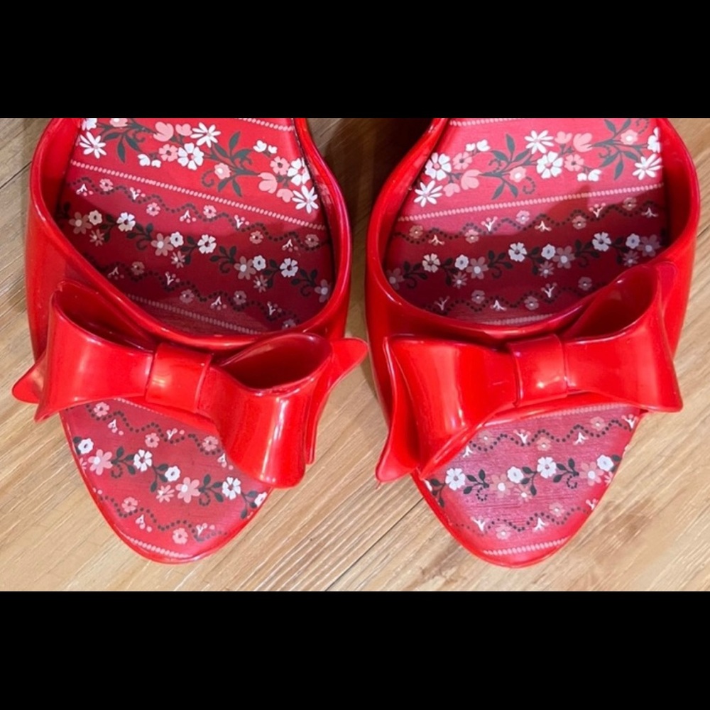 Melissa Red Floral Bow Ankle-Strap Sandals - Picture 7 of 16